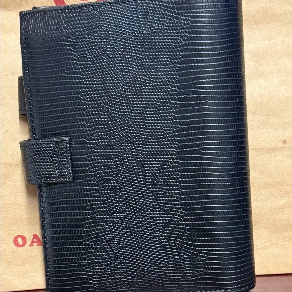 Elegant Black Textured A6 Binder perfect for cash stuffing